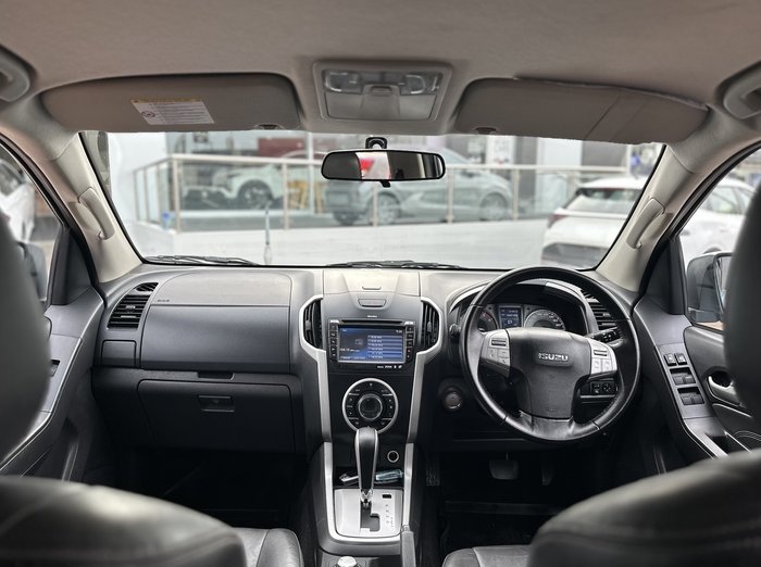 2015 Isuzu MU-X LS-T