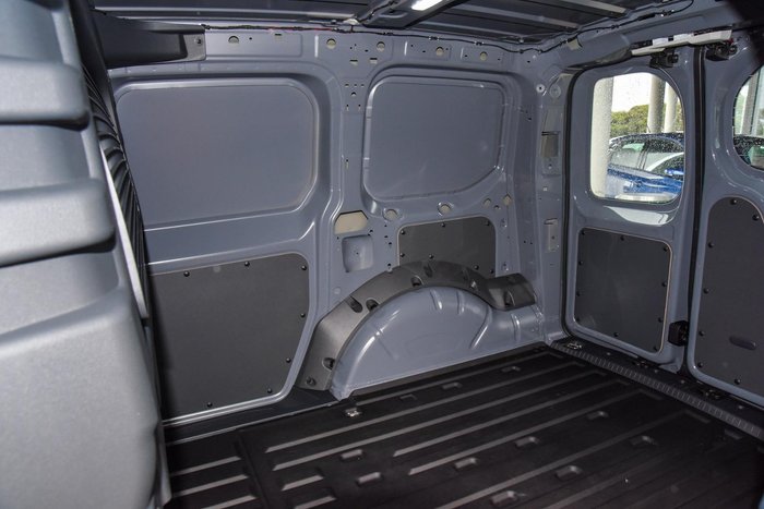 2025 Volkswagen Caddy TSI220