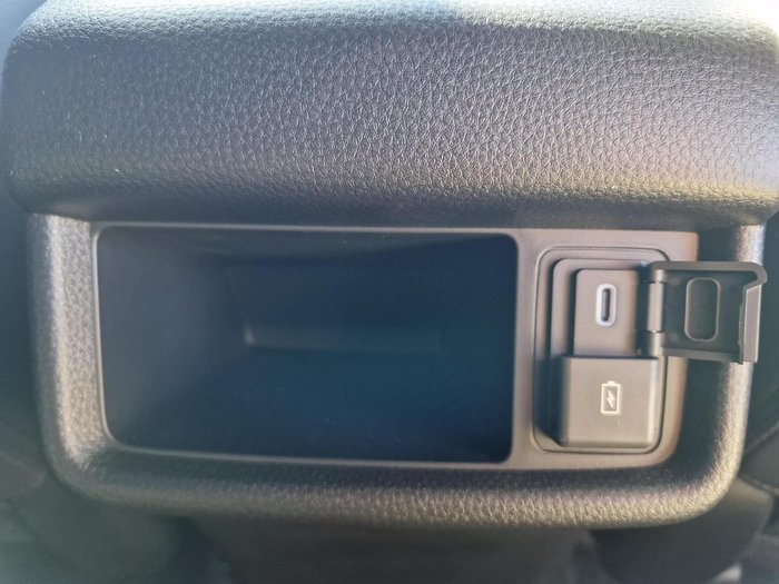 2025 Isuzu MU-X LS-T