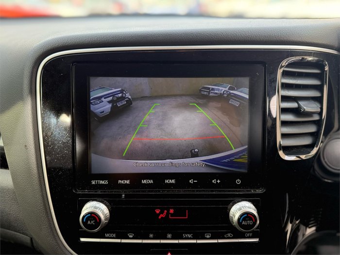 2021 Mitsubishi Outlander ES