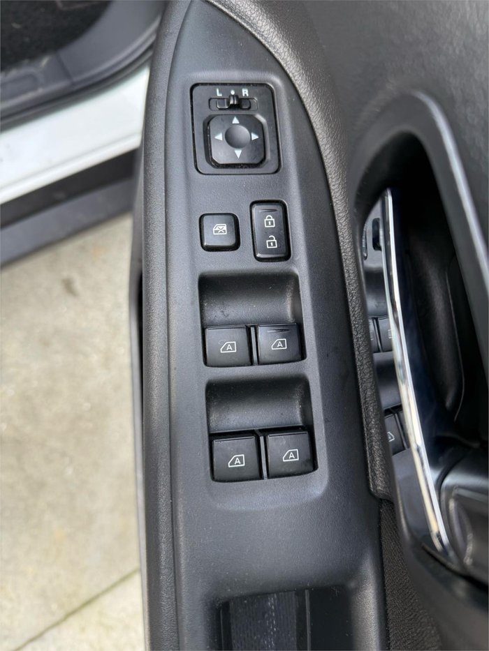 2021 Mitsubishi Outlander ES