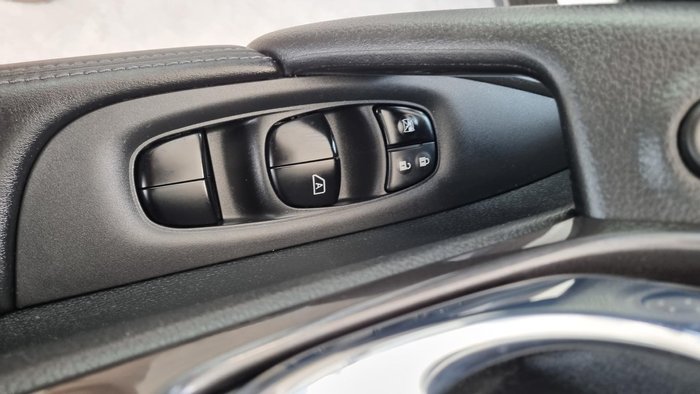 2021 Nissan X-TRAIL ST