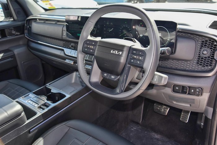 2025 Kia Tasman X-Line TK MY26 4X4 Dual Range Clear White