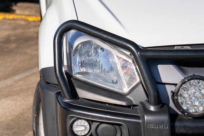 2019 Isuzu D-MAX SX MY19 4X4 Dual Range Splash White