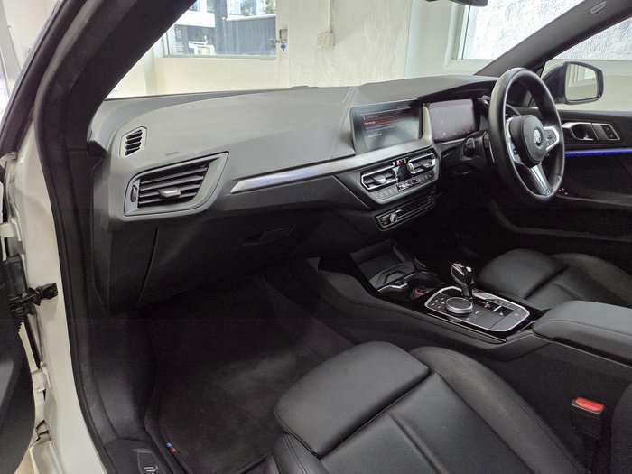 2021 BMW 2 Series 220i M Sport