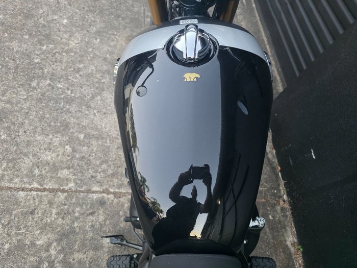 2025 Royal Enfield 2025 ROYAL ENFIELD 650CC BEAR MID BLACK