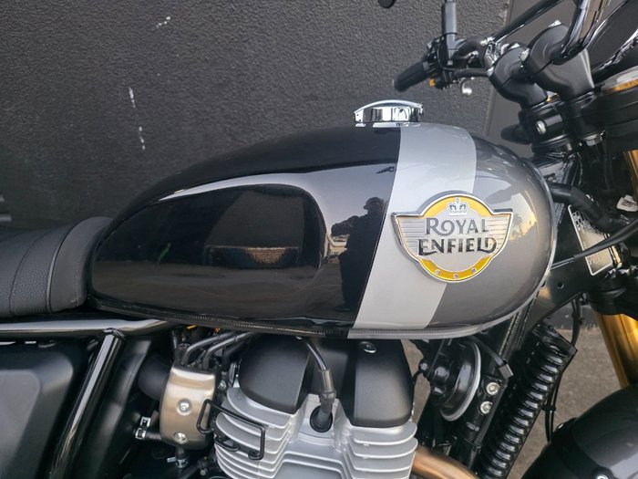 2025 Royal Enfield 2025 ROYAL ENFIELD 650CC BEAR MID BLACK