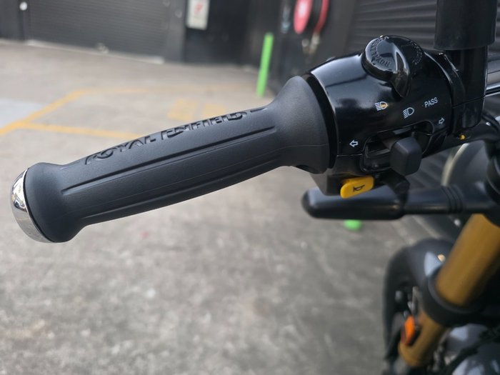 2025 Royal Enfield 2025 ROYAL ENFIELD 650CC BEAR MID BLACK