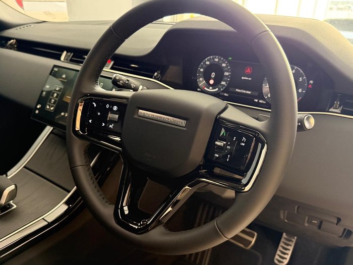 2025 Land Rover Range Rover Evoque P250 Dynamic SE