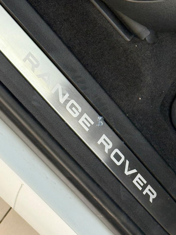 2025 Land Rover Range Rover Evoque P250 Dynamic SE