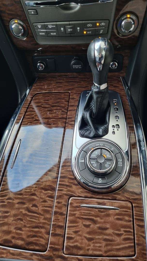 2021 Nissan Patrol Ti-L