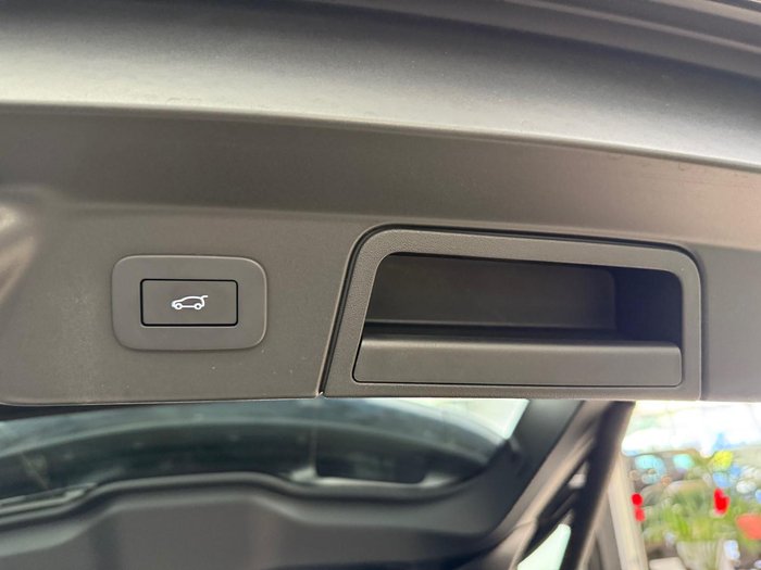 2024 Land Rover Range Rover Velar PHEV P400e Dynamic HSE