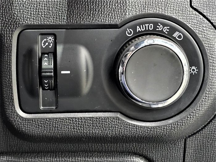 2020 Holden Colorado LS RG White