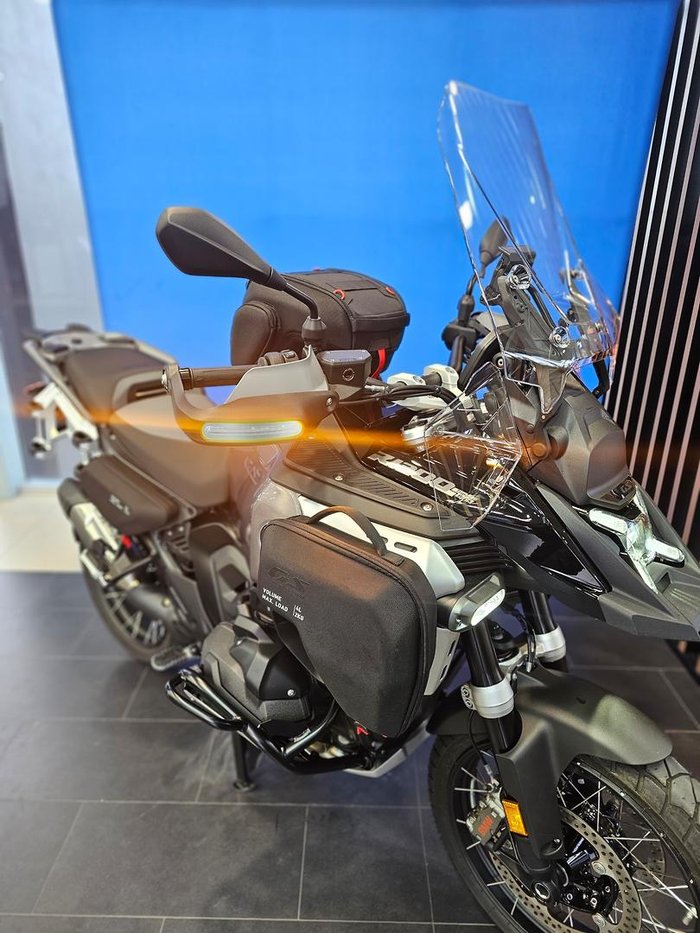 2024 BMW R 1300 GS Adventure Triple Black R 1300 Black