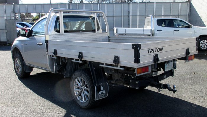 2015 Mitsubishi Triton GLX