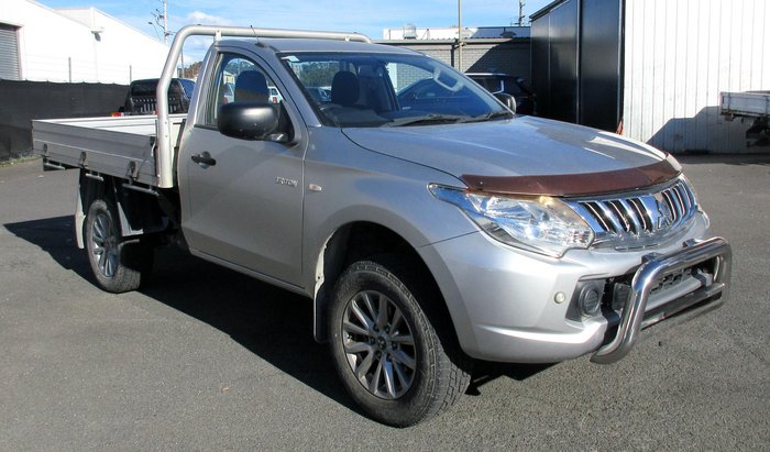 2015 Mitsubishi Triton GLX