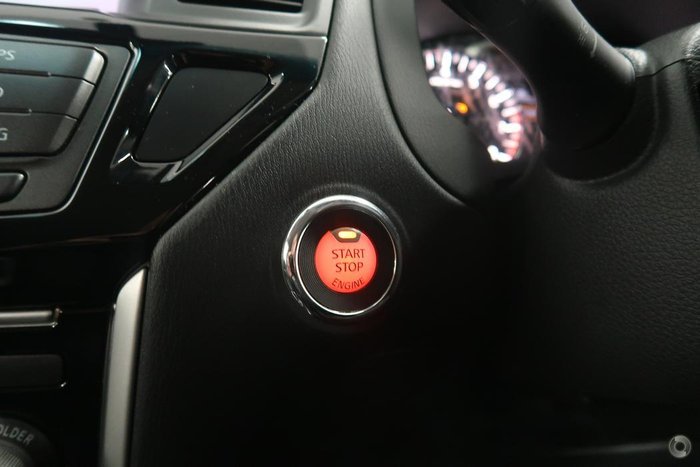 2019 Nissan Pathfinder ST