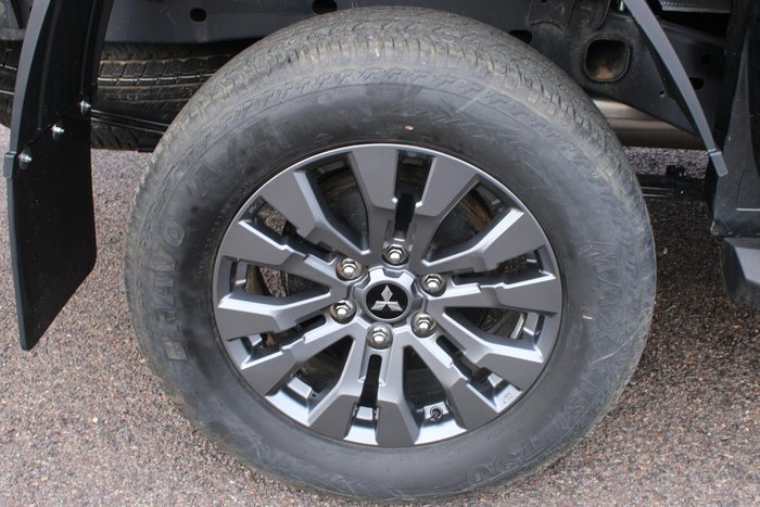 2025 Mitsubishi Triton GLS