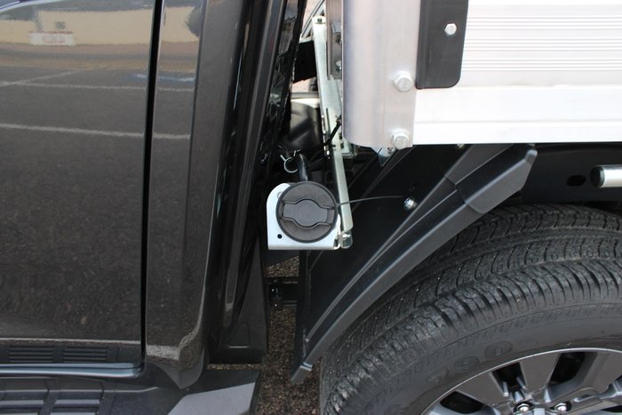 2025 Mitsubishi Triton GLS
