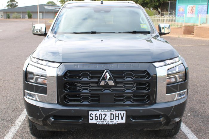 2025 Mitsubishi Triton GLS