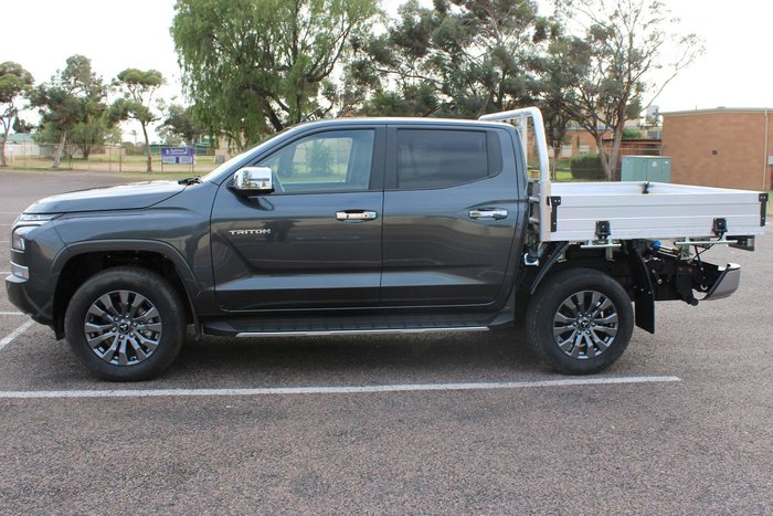 2025 Mitsubishi Triton GLS
