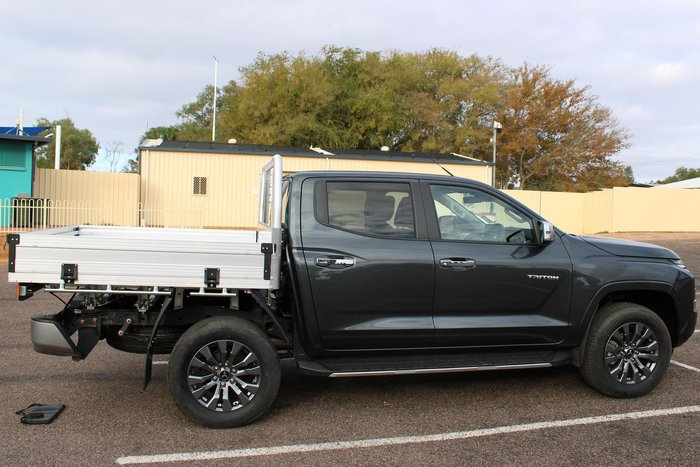 2025 Mitsubishi Triton GLS