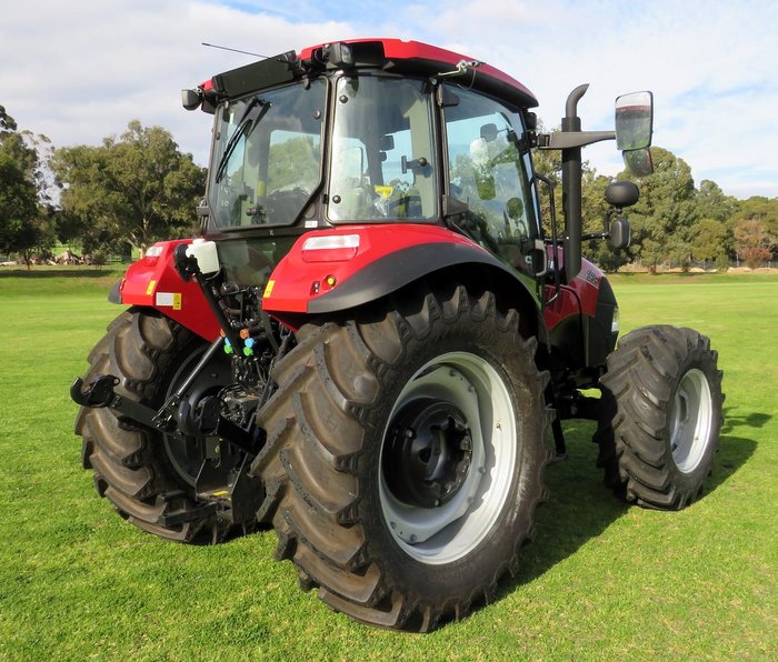 2025 CASE IH Farmall 95C Red