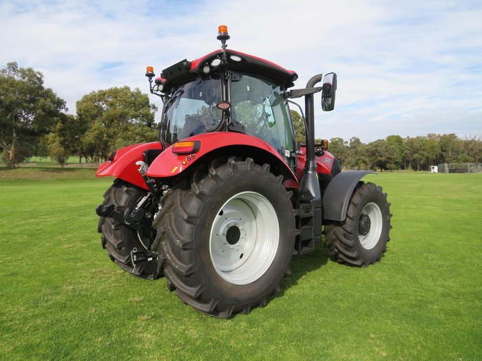 2025 CASE IH Maxxum 150 Red