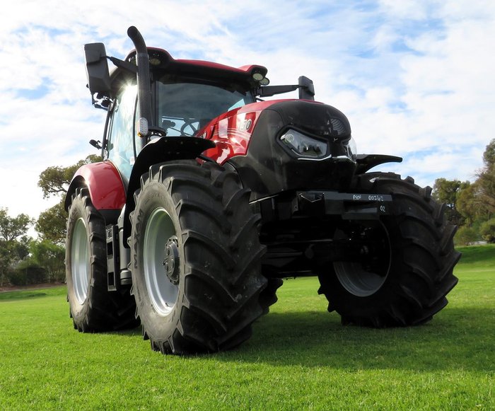 2025 CASE IH Maxxum 150 Red