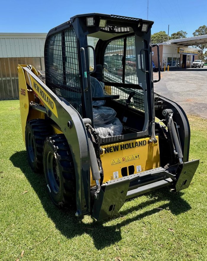 2024 New Holland L315 Yellow