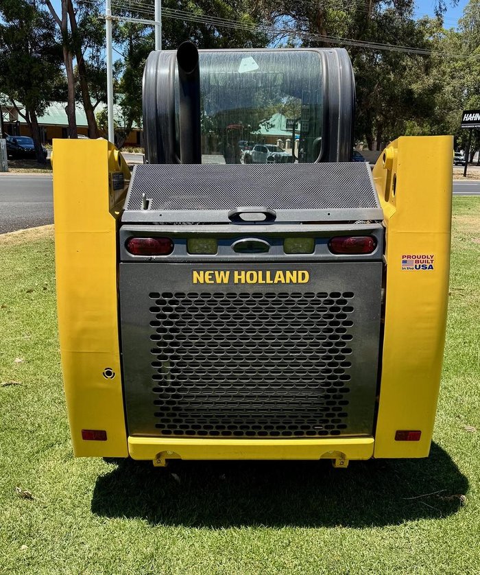2024 New Holland L315 Yellow