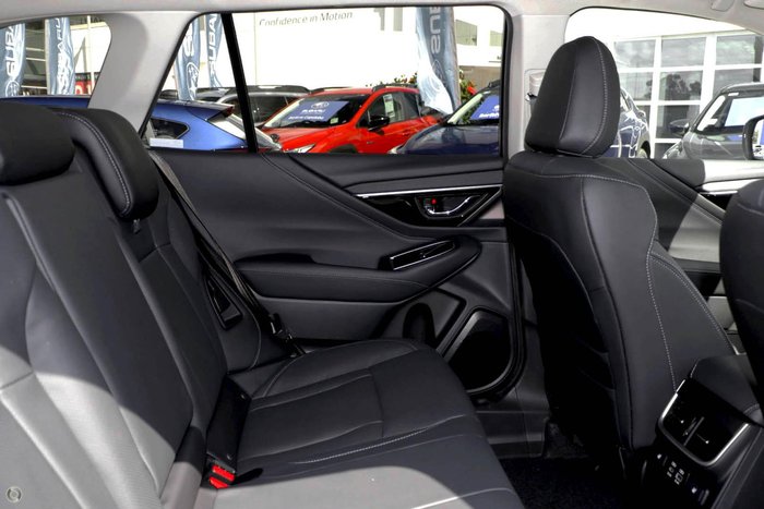 2025 Subaru Outback AWD Touring XT