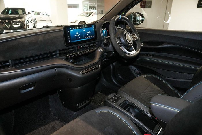 2023 Abarth 500e Turismo