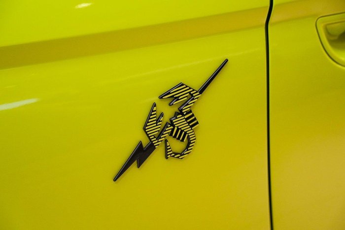 2023 Abarth 500e Turismo