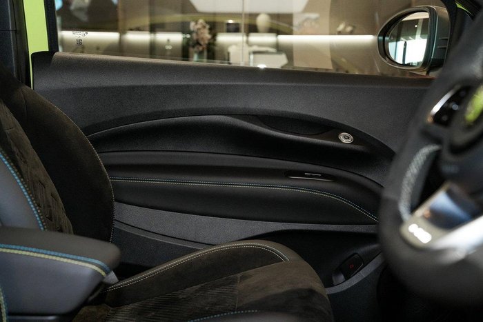 2023 Abarth 500e Turismo