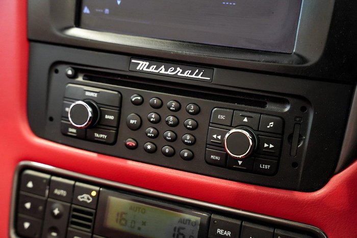 2015 Maserati GranCabrio Sport