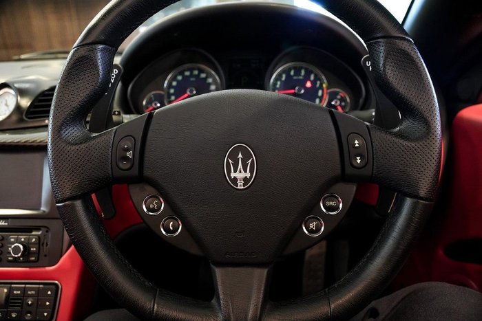 2015 Maserati GranCabrio Sport