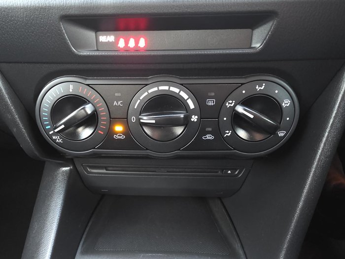 2016 Mazda 3 Neo