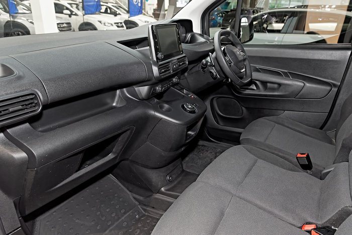 2021 Peugeot Partner 130 THP