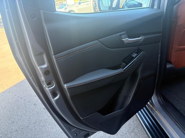 2025 Mazda BT-50 SP