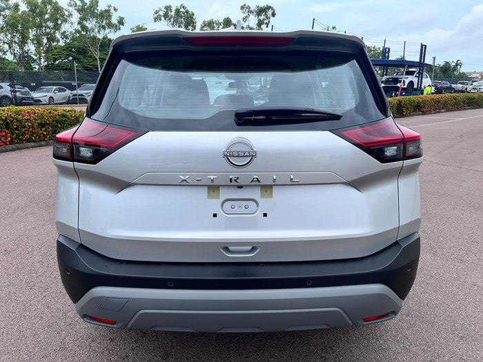 2025 Nissan X-TRAIL ST