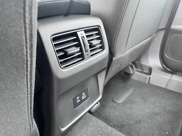 2025 Nissan X-TRAIL ST