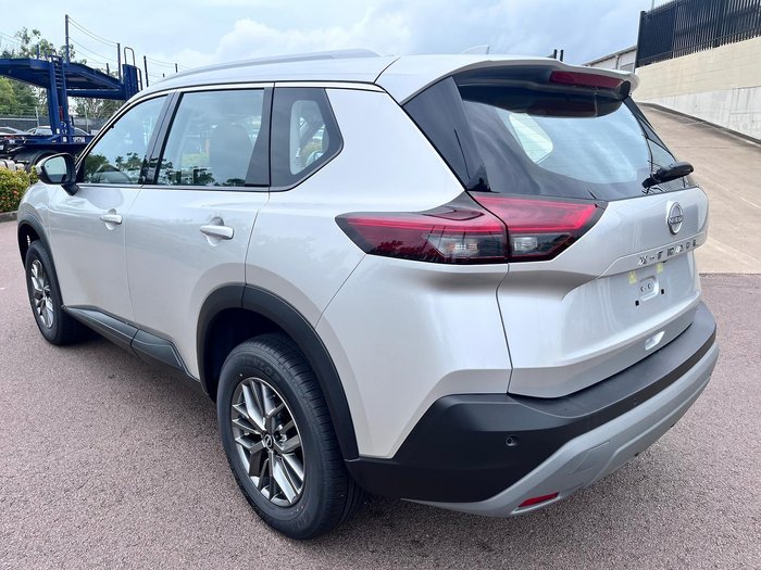 2025 Nissan X-TRAIL ST