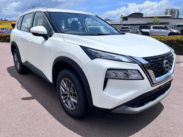 2025 Nissan X-TRAIL ST