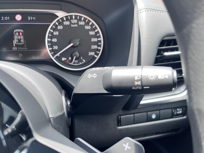 2025 Nissan X-TRAIL ST