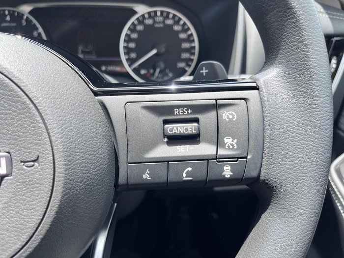 2025 Nissan X-TRAIL ST