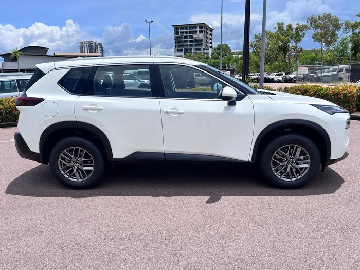 2025 Nissan X-TRAIL ST