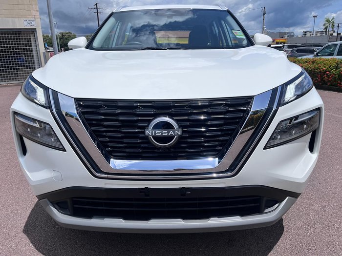 2025 Nissan X-TRAIL ST