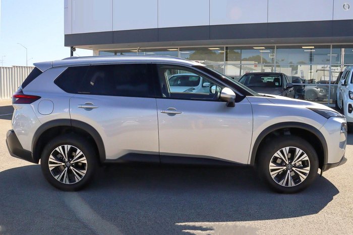 2024 Nissan X-TRAIL ST-L