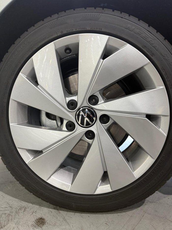 2025 Volkswagen Golf 110TSI Life
